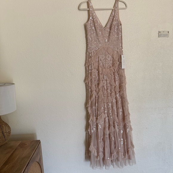 MAC DUGGAL | SEQUINED SCALLOP RUFFLE TIERED V NECK GOWN #9162 - Picture 4 of 16